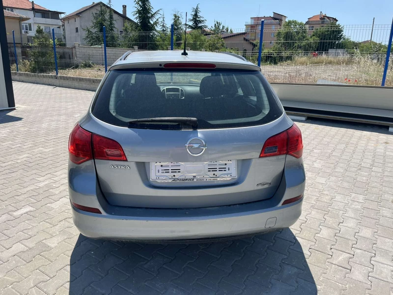 Opel Astra, снимка 4 - Автомобили и джипове - 52539490