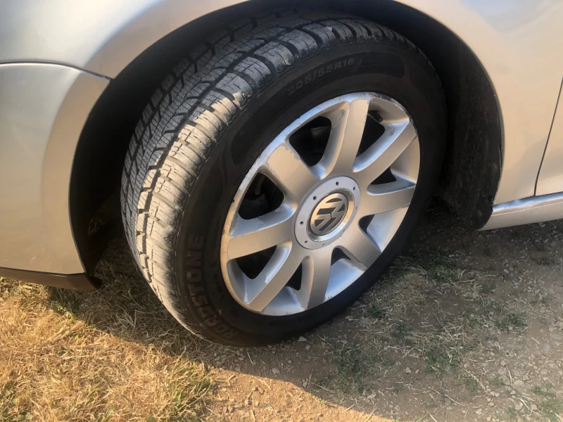 VW Golf 1.9TDI-105к.с.-КЛИМАТРОНИК, снимка 4 - Автомобили и джипове - 50785301