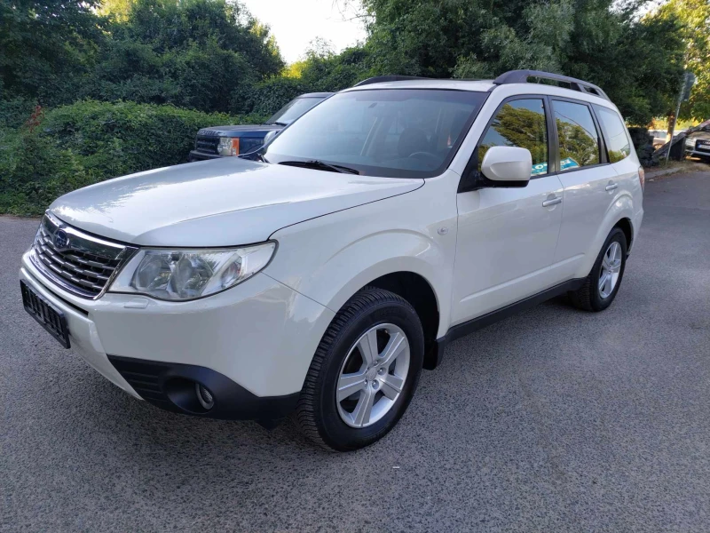 Subaru Forester 2, 0i 150ps ГАЗ/БЕНЗИН, снимка 2 - Автомобили и джипове - 51880976