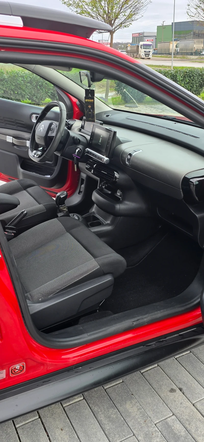 Citroen C4 Cactus 1.2 82к.с , снимка 10 - Автомобили и джипове - 52833212