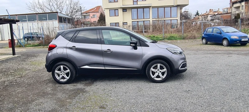 Renault Captur 1.2, снимка 3 - Автомобили и джипове - 53096139