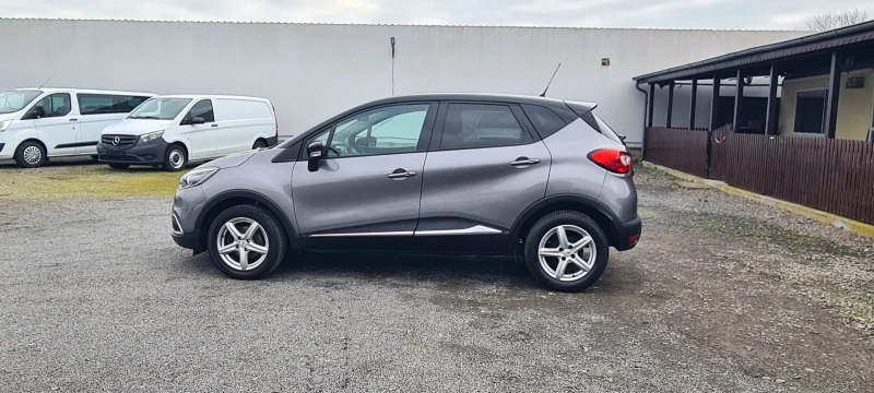 Renault Captur 1.2, снимка 7 - Автомобили и джипове - 53096139