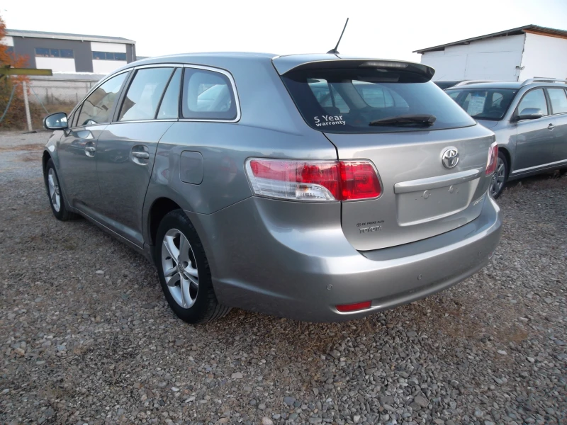 Toyota Avensis 2.0 D4D-136, снимка 4 - Автомобили и джипове - 53283085