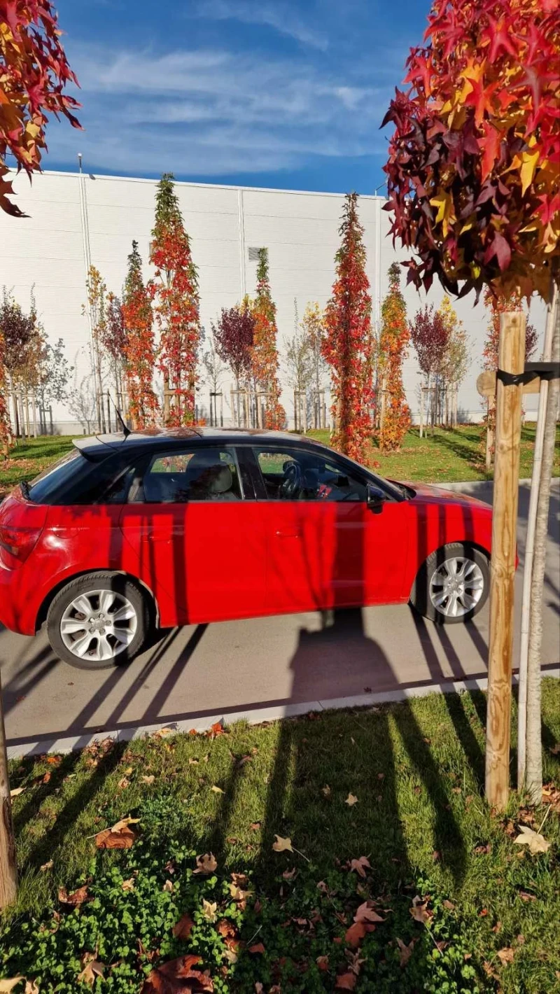 Audi A1, снимка 6 - Автомобили и джипове - 53458407