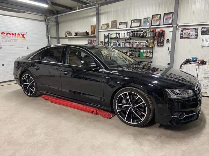 Audi S8 Plus, снимка 2 - Автомобили и джипове - 49456091