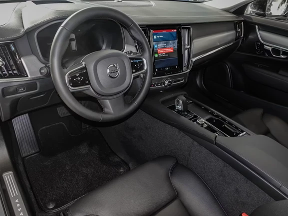 Volvo V90 B4 = Ultimate Dark = Panorama Гаранция - изображение 5