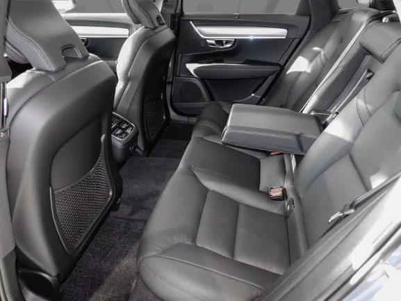 Volvo V90 B4 = Ultimate Dark = Panorama  | Mobile.bg   13