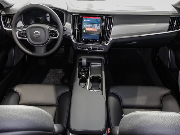 Volvo V90 B4 = Ultimate Dark = Panorama Гаранция - изображение 8