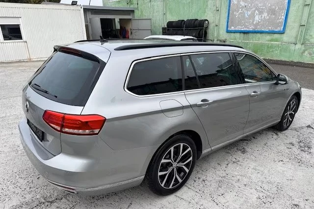 VW Passat HYBRID, DISEL, бензин 2 бр НА ЧАСТИ, снимка 2 - Автомобили и джипове - 55081813