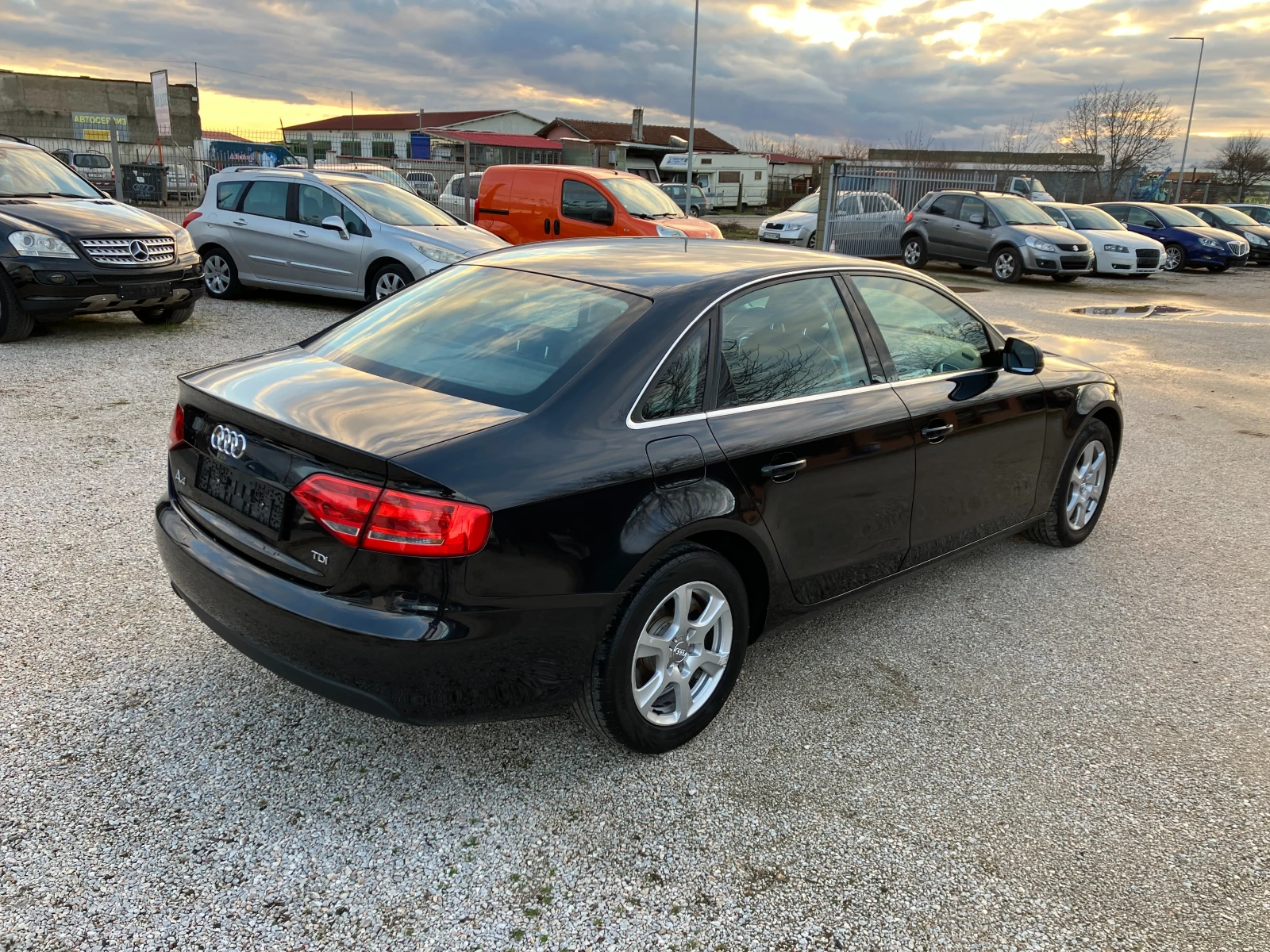 Audi A4 2.0 TDI - изображение 9