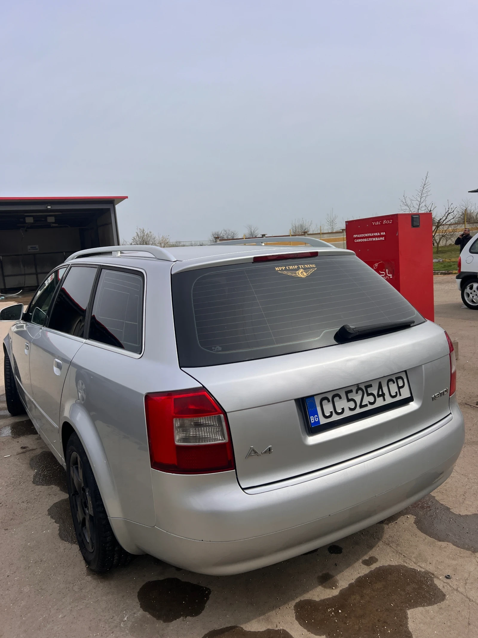 Audi A4 Комби - изображение 2