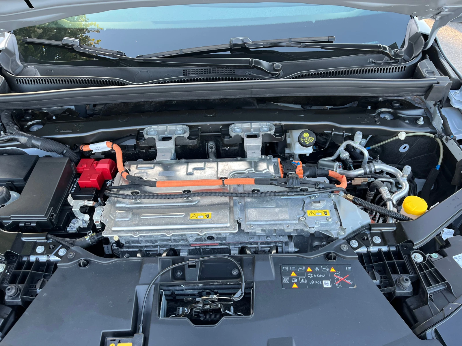 Renault Megane EV60 - изображение 5