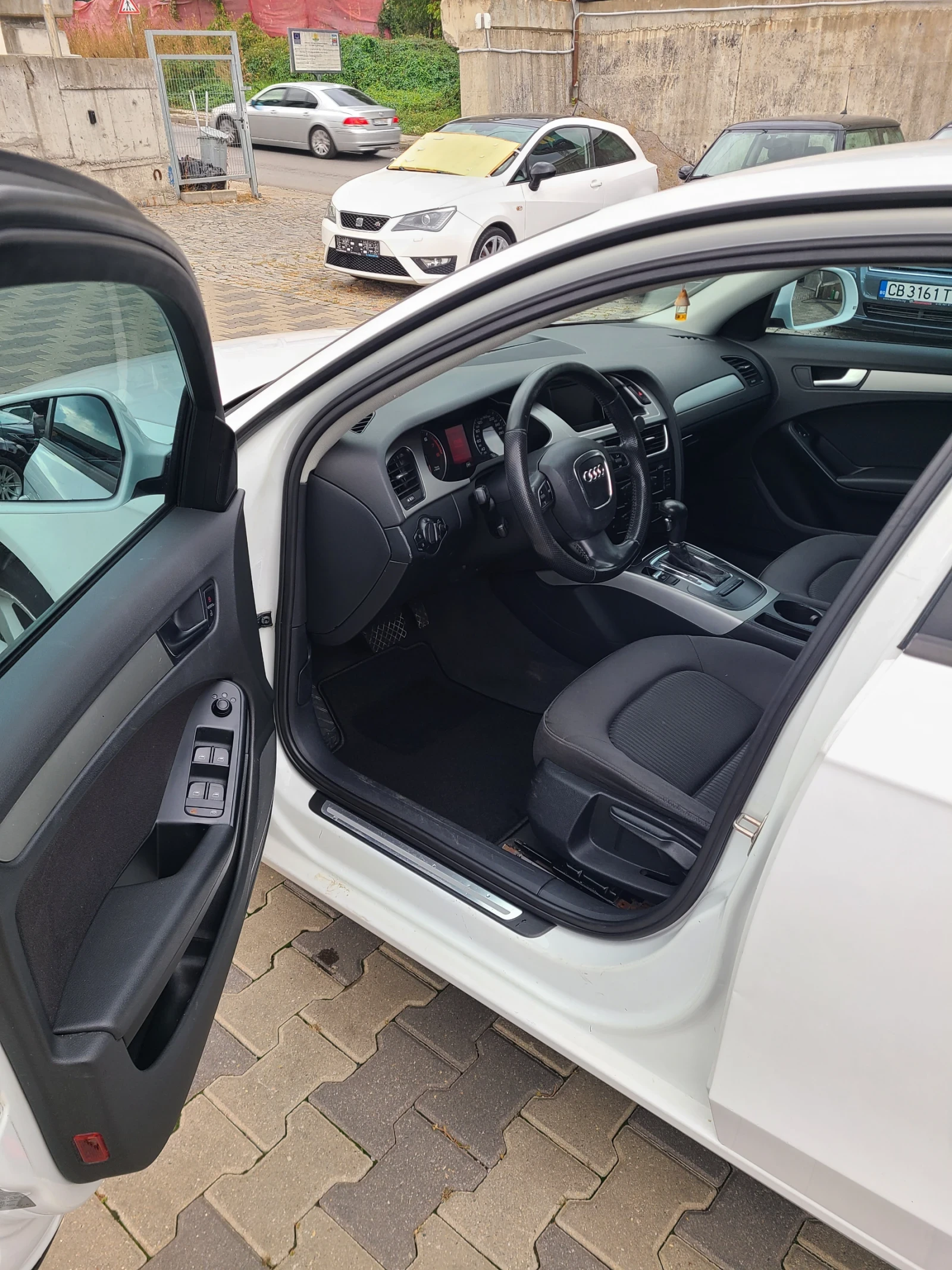 Audi A4 1.8TFSI/от представителство в Бг. - изображение 7