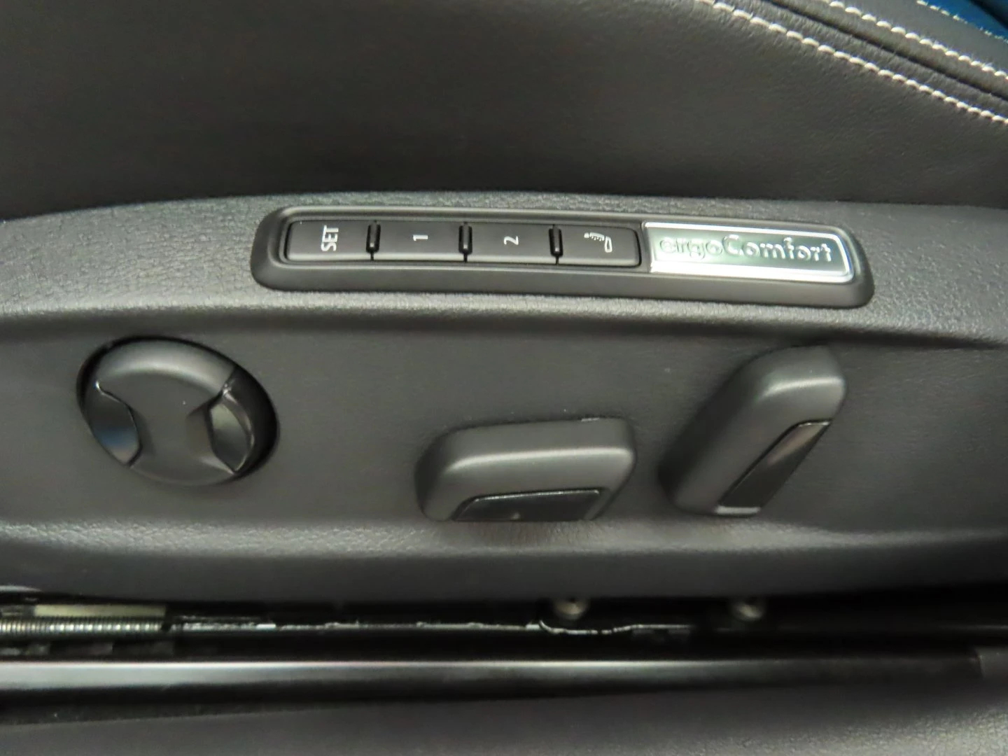 VW Passat Elegance 2.0 TDI SCR DSG | Mobile.bg   9