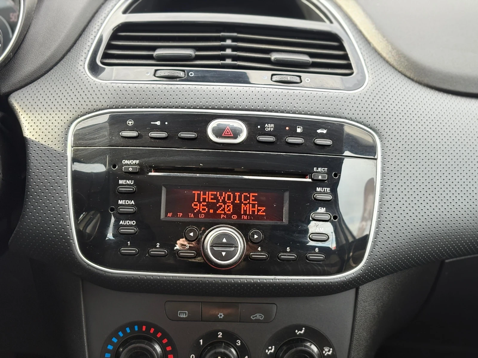 Fiat Punto LPG* 1.4*   | Mobile.bg   14