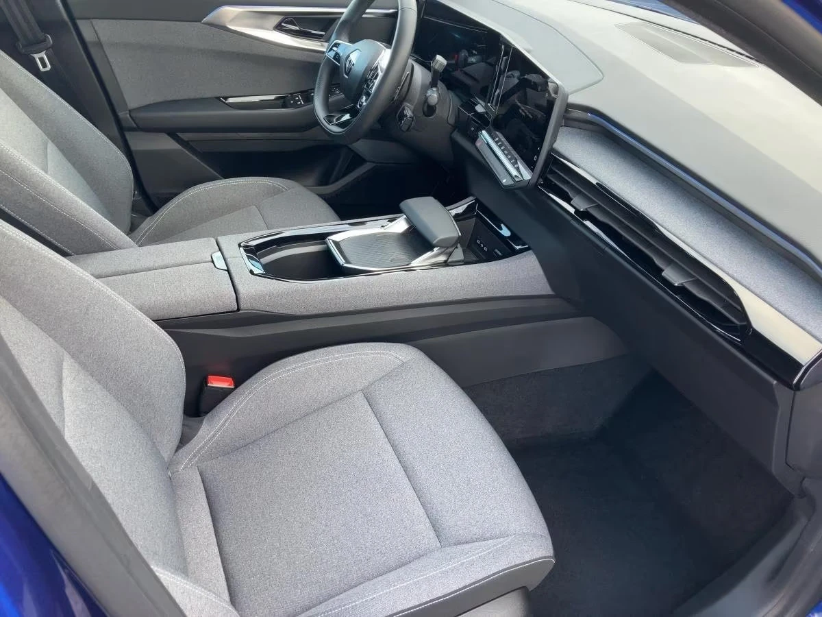 Renault Austral MHEV/158HP/EVOLUTION/CAM/LED/NAVI/CPLAY/896g - изображение 10