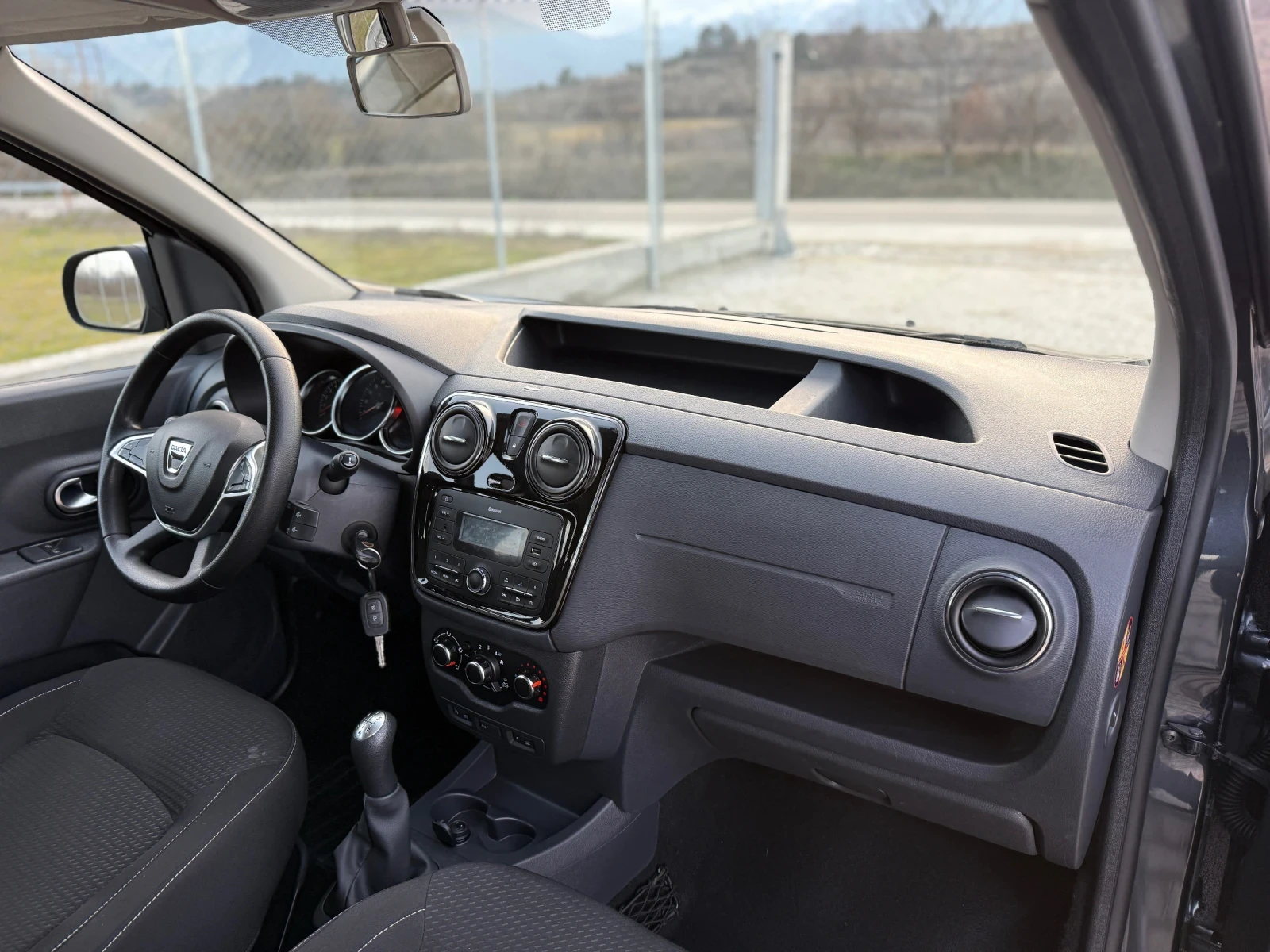 Dacia Dokker 1.5DCI 5МЕСТА, снимка 13 - Автомобили и джипове - 53840971