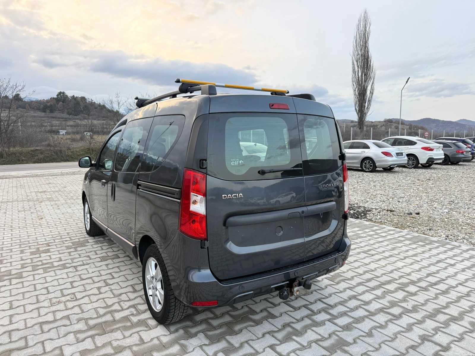 Dacia Dokker 1.5DCI 5МЕСТА, снимка 4 - Автомобили и джипове - 53840971