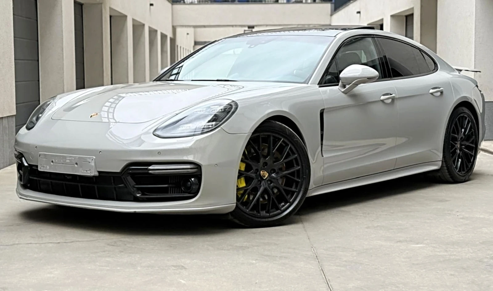 Porsche Panamera Porsche Panamera Turbo 3xTV* NARDO GREY* CARBON* S, снимка 5 - Автомобили и джипове - 53961642