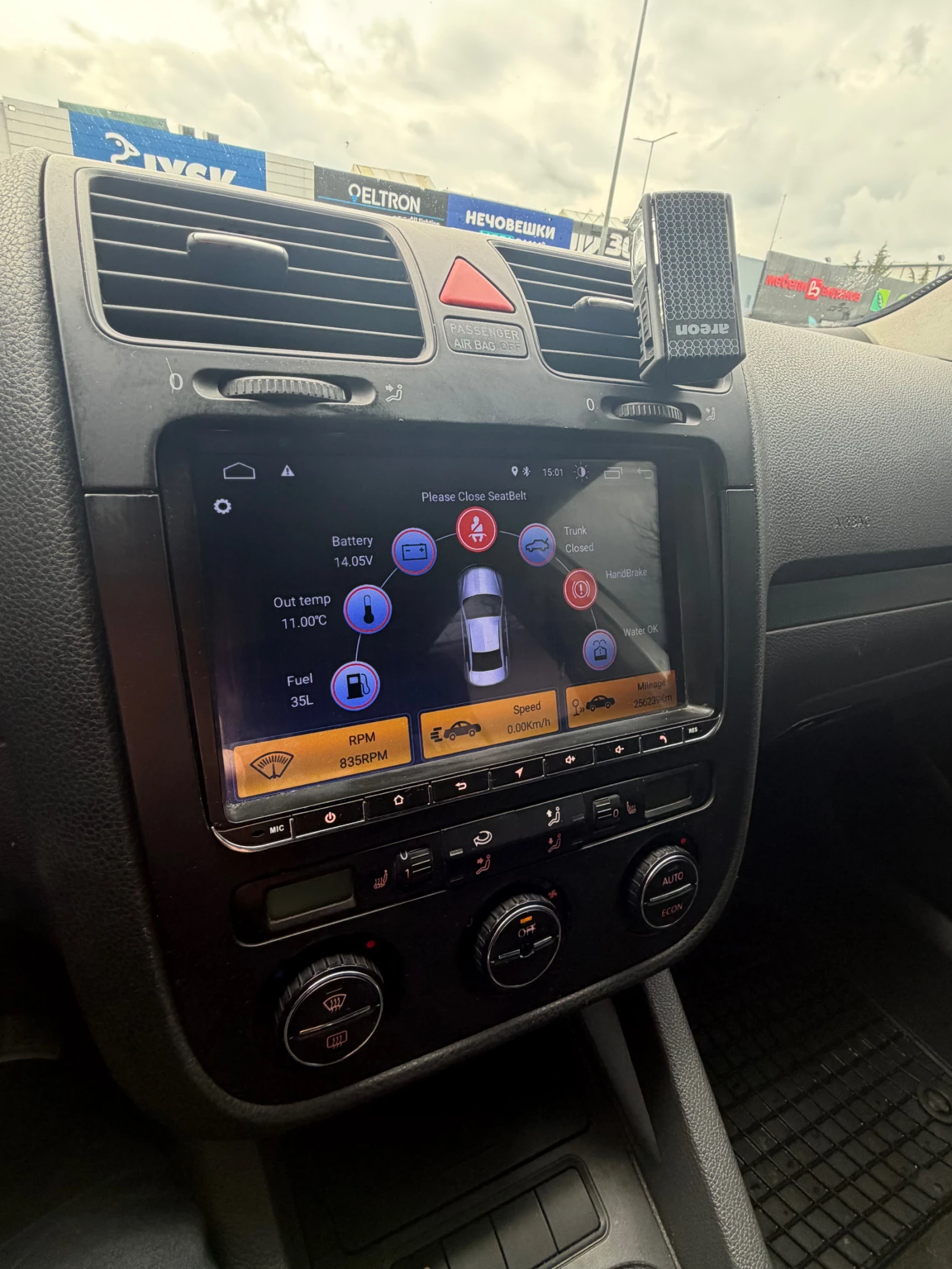 VW Golf, снимка 7 - Автомобили и джипове - 54031139