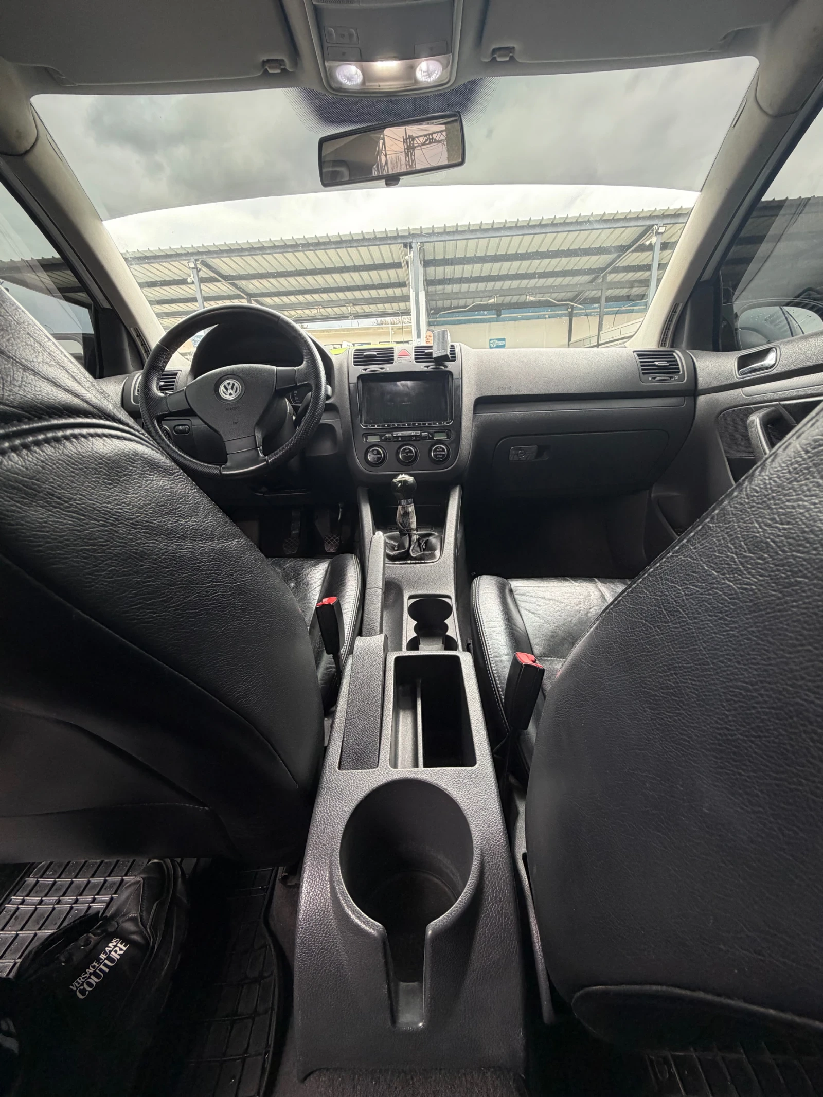 VW Golf, снимка 15 - Автомобили и джипове - 54031139