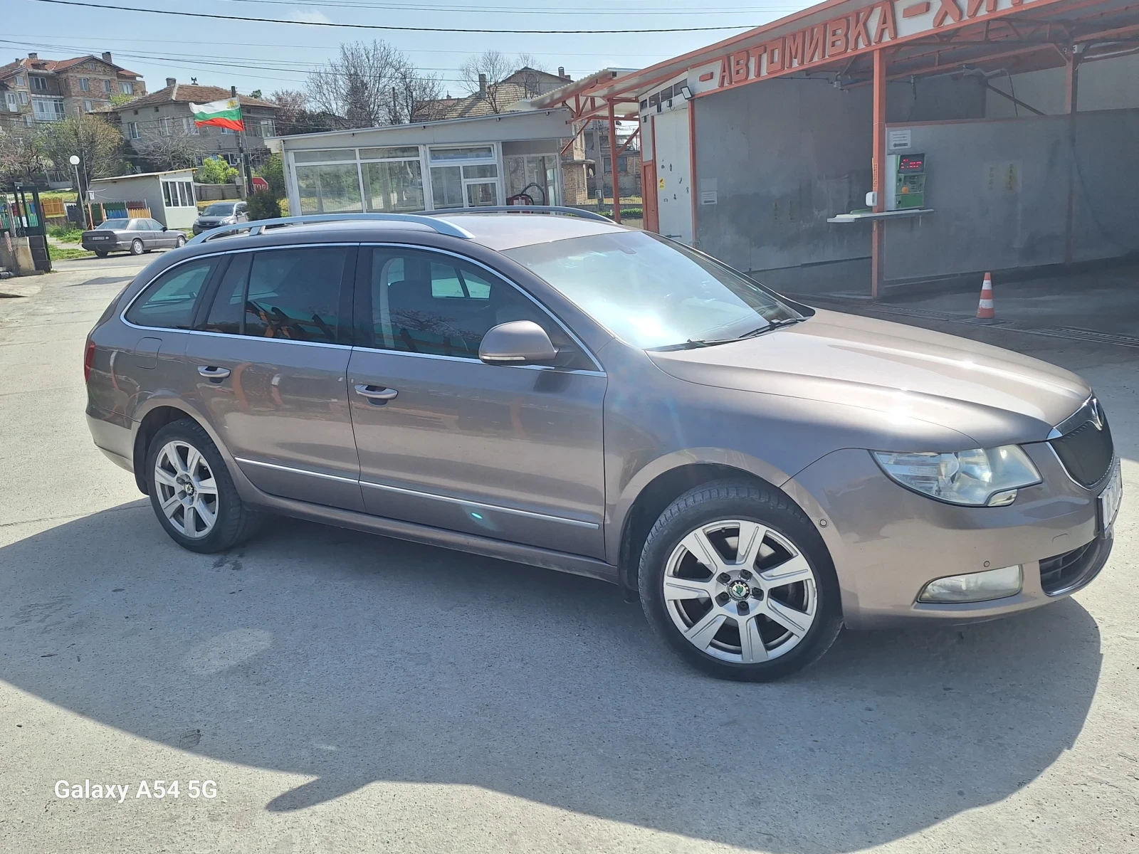 Skoda Superb, снимка 8 - Автомобили и джипове - 54202899