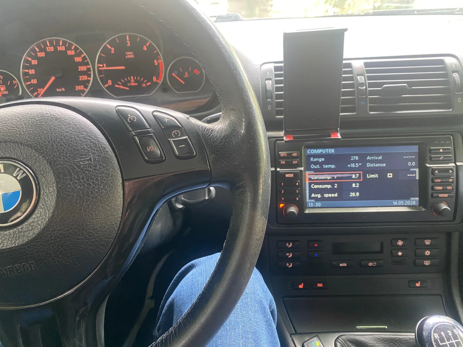 BMW 320, снимка 10 - Автомобили и джипове - 54378764