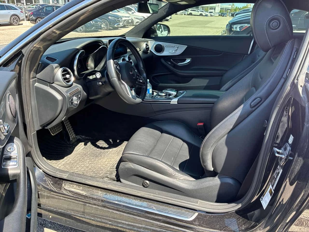 Mercedes-Benz C 300 4MATIC COUPE/ПАНОРАМА/ПРЕДСТАВИТЕЛСТВО НА MERCEDES, снимка 7 - Автомобили и джипове - 54683159