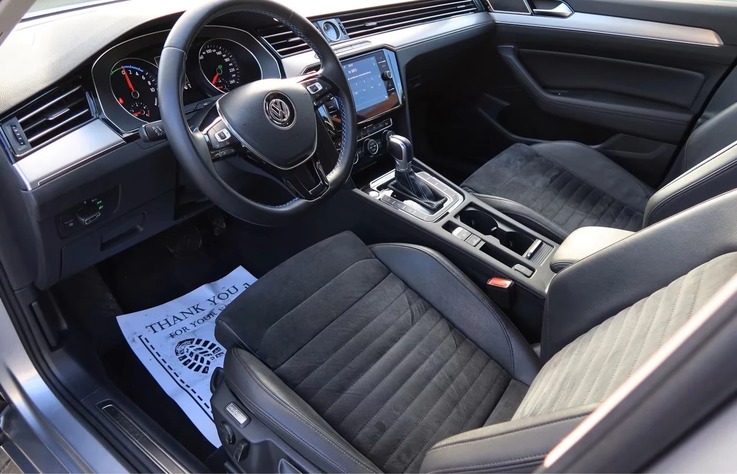 VW Passat HYBRID, DISEL, бензин 2 бр НА ЧАСТИ, снимка 4 - Автомобили и джипове - 55081813
