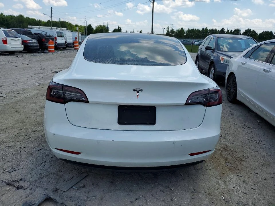 Tesla Model 3, снимка 6 - Автомобили и джипове - 55350866
