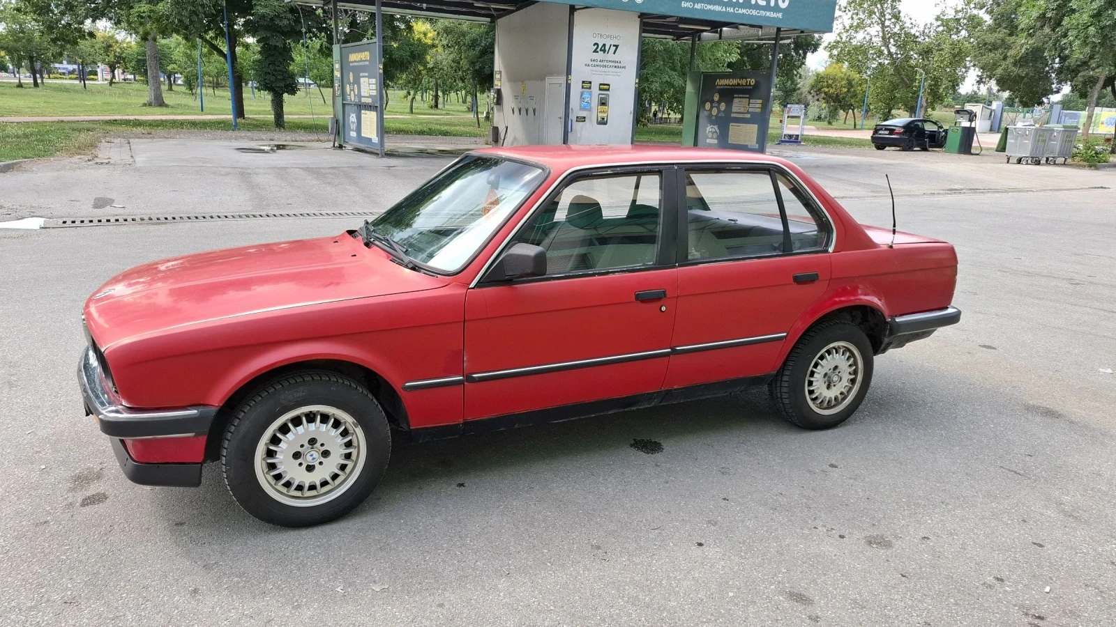 BMW 324