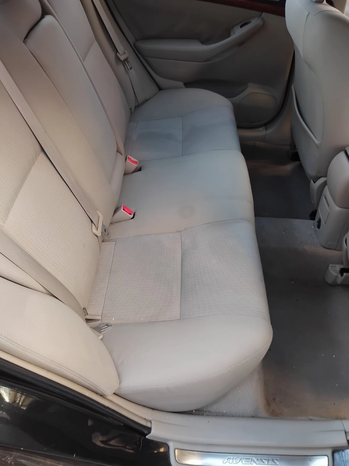 Toyota Avensis, снимка 8 - Автомобили и джипове - 55562972