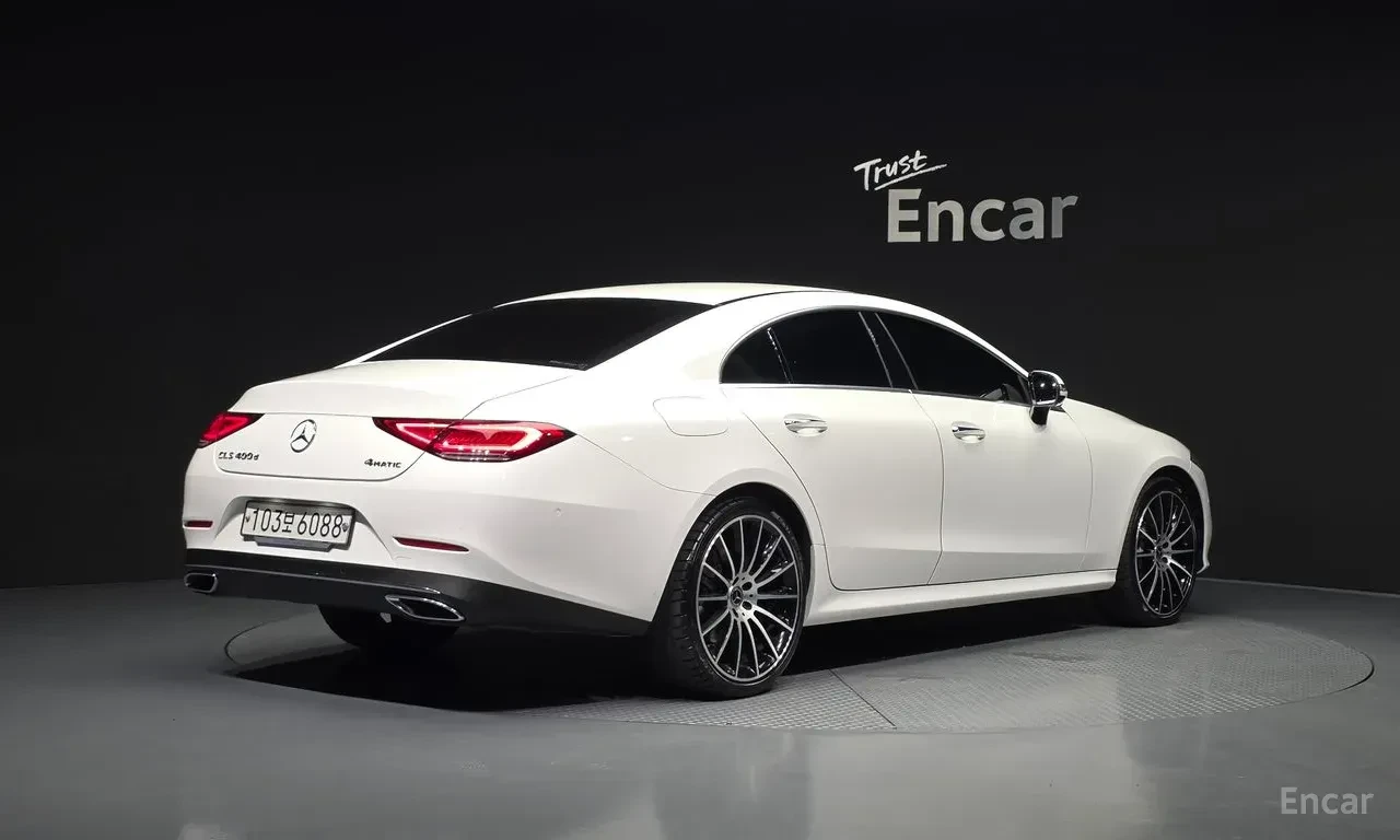 Mercedes-Benz CLS 400 AMG* LINE* 4MATIC* BURMESTER* ОБДУХВАНЕ* ДИСТРОНИК, снимка 2 - Автомобили и джипове - 55695026