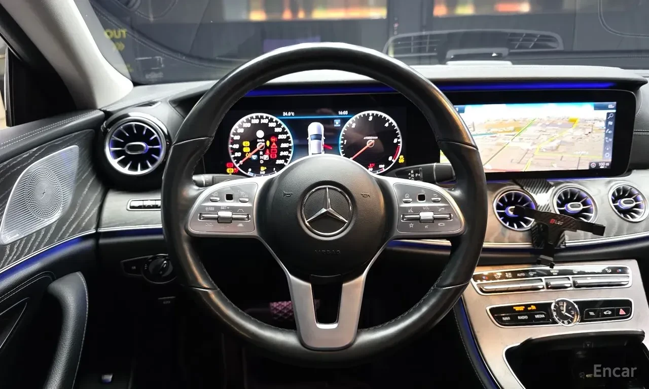 Mercedes-Benz CLS 400 AMG* LINE* 4MATIC* BURMESTER* ОБДУХВАНЕ* ДИСТРОНИК, снимка 9 - Автомобили и джипове - 55695026