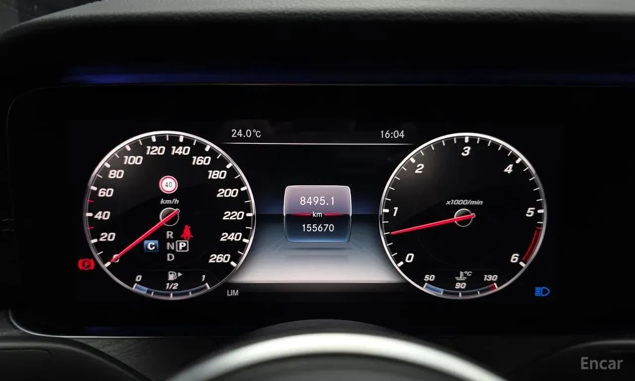 Mercedes-Benz CLS 400 AMG* LINE* 4MATIC* BURMESTER* ОБДУХВАНЕ* ДИСТРОНИК, снимка 12 - Автомобили и джипове - 55695026