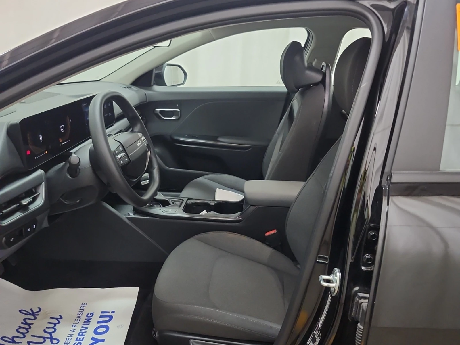 Kia K4 Lx / АВТОКРЕДИТ, снимка 9 - Автомобили и джипове - 55963938