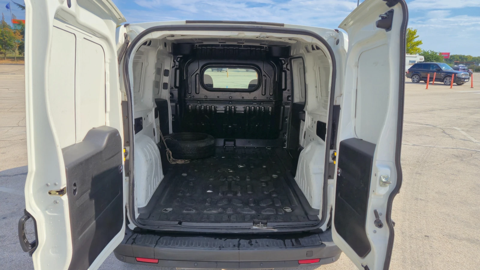 Fiat Doblo MAXI - Natural Power - Фабричен метан, снимка 6 - Автомобили и джипове - 56105125