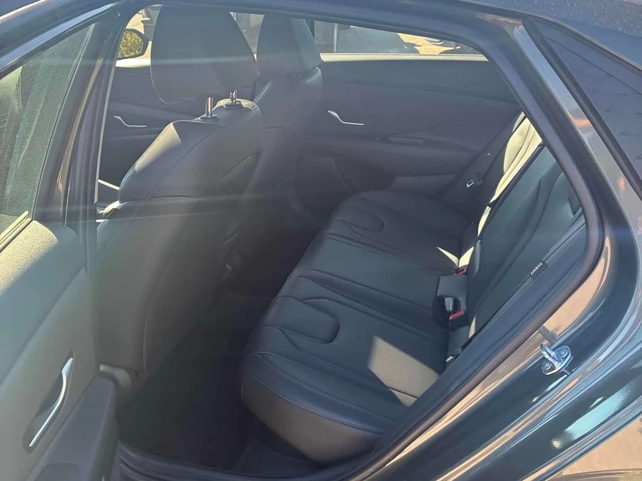 Hyundai Elantra * Luxury * CARFAX * ��� ������������ ������ | Mobile.bg � ����������� 10
