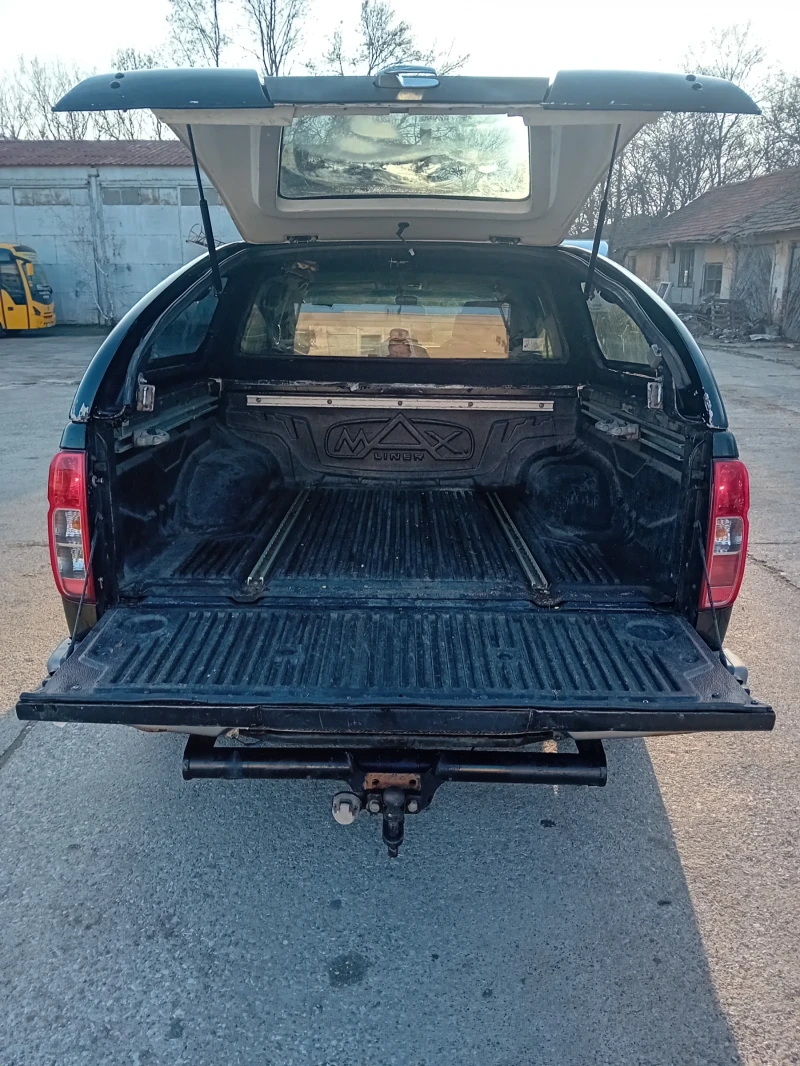 Nissan Navara 4x4, снимка 9 - Автомобили и джипове - 48483113