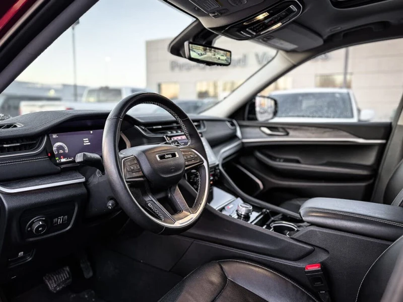 Jeep Grand cherokee L Limited 4WD* АвтоКредит* (Цена до БГ) , снимка 4 - Автомобили и джипове - 53376621