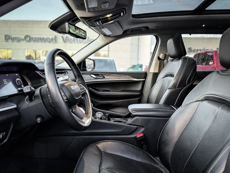 Jeep Grand cherokee L Limited 4WD* АвтоКредит* (Цена до БГ) , снимка 5 - Автомобили и джипове - 53376621