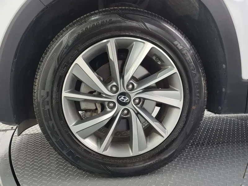 Hyundai Santa fe 2.0 2WD PREMIUM, снимка 5 - Автомобили и джипове - 56354343