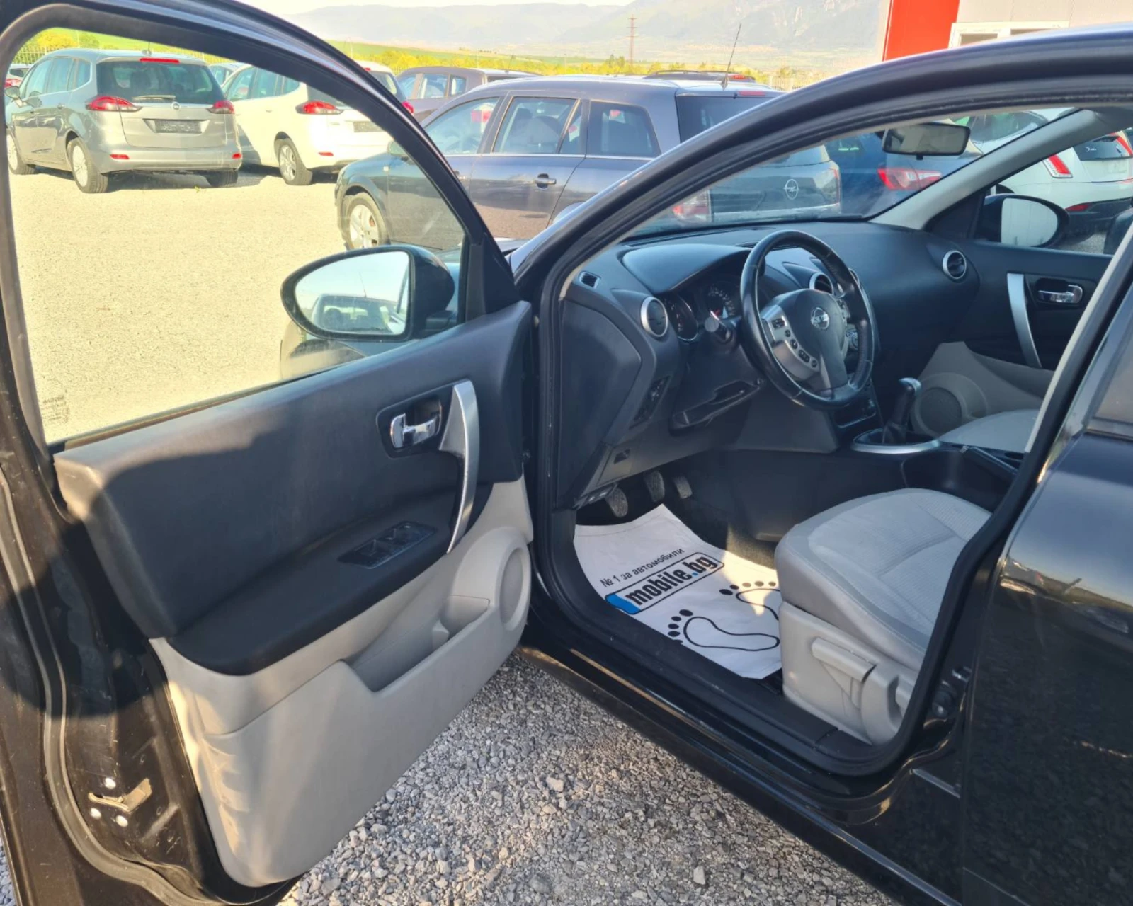 Nissan Qashqai 1.6.BENZIN 5.EVRO - изображение 9