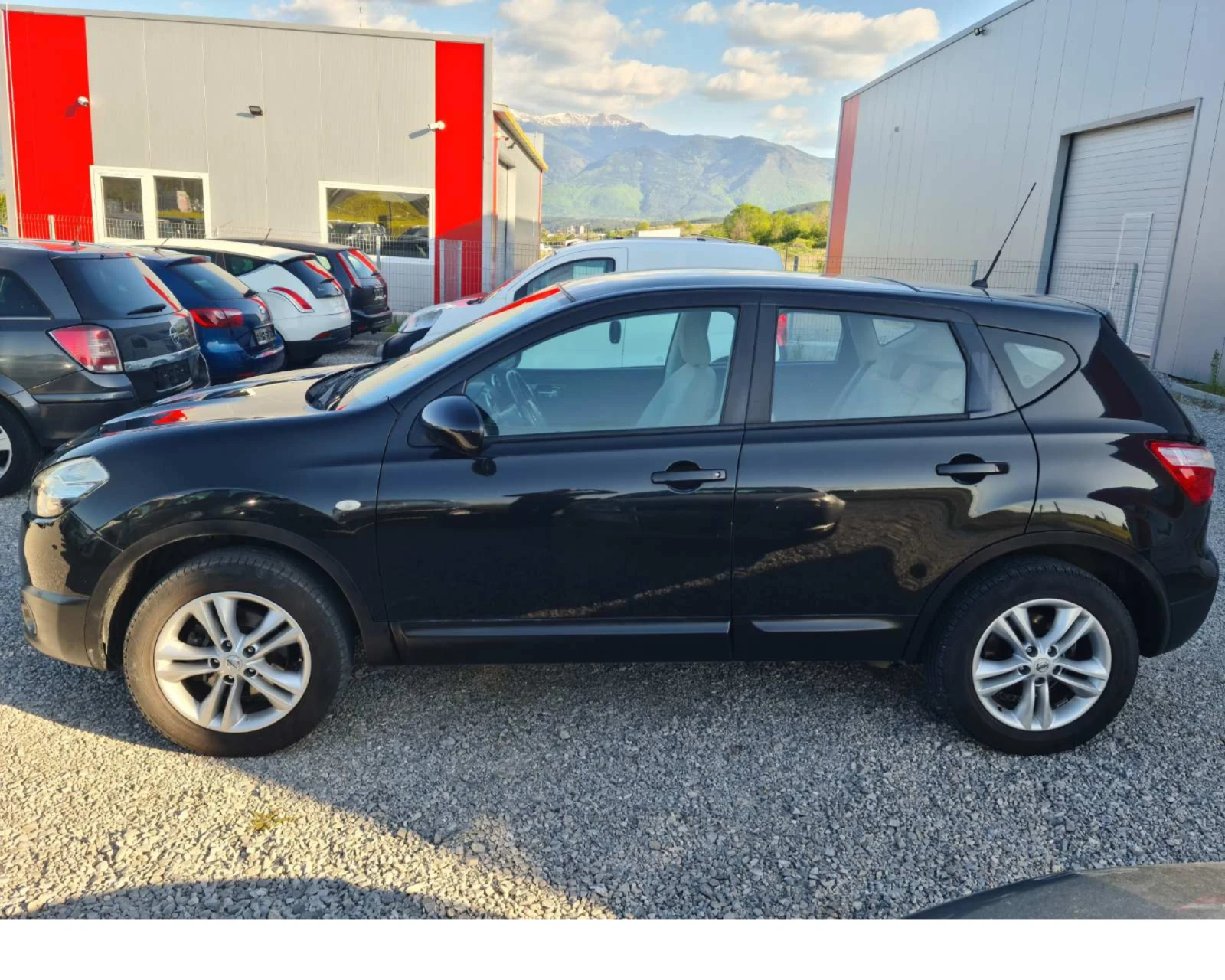 Nissan Qashqai 1.6.BENZIN 5.EVRO - изображение 8