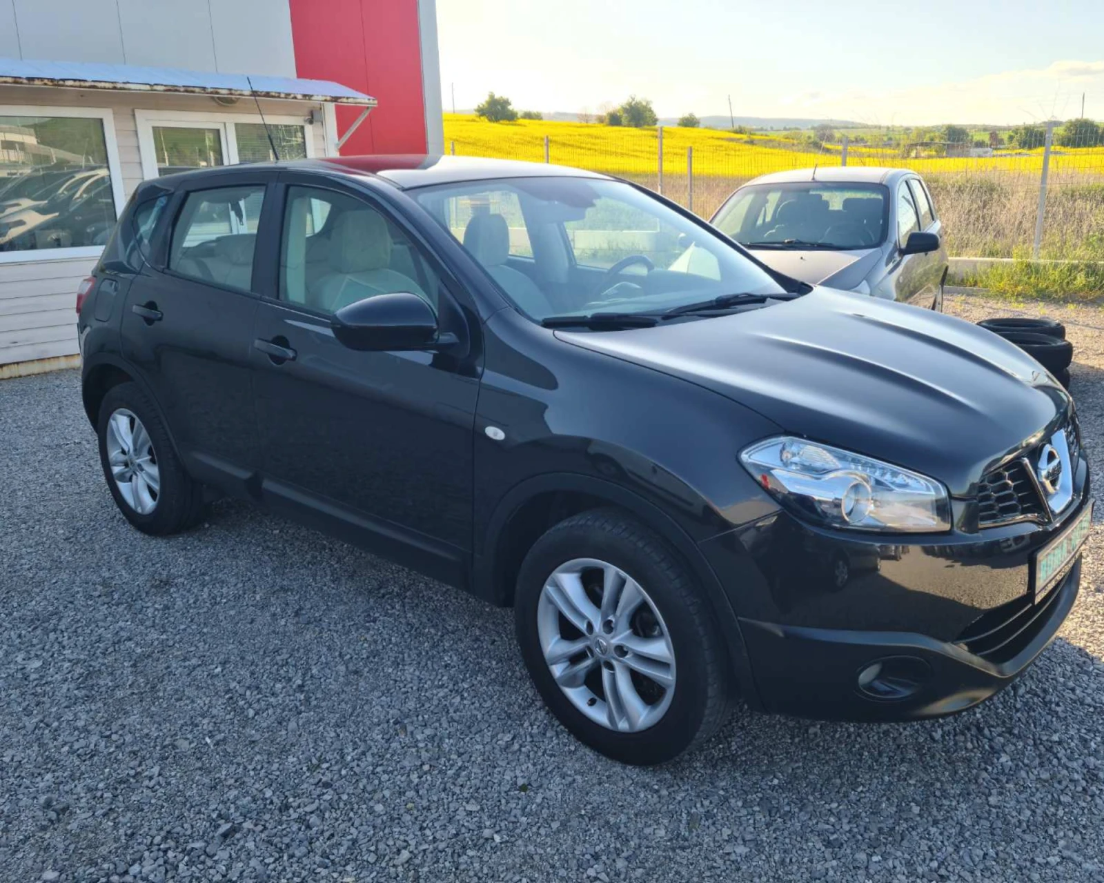 Nissan Qashqai 1.6.BENZIN 5.EVRO - изображение 3