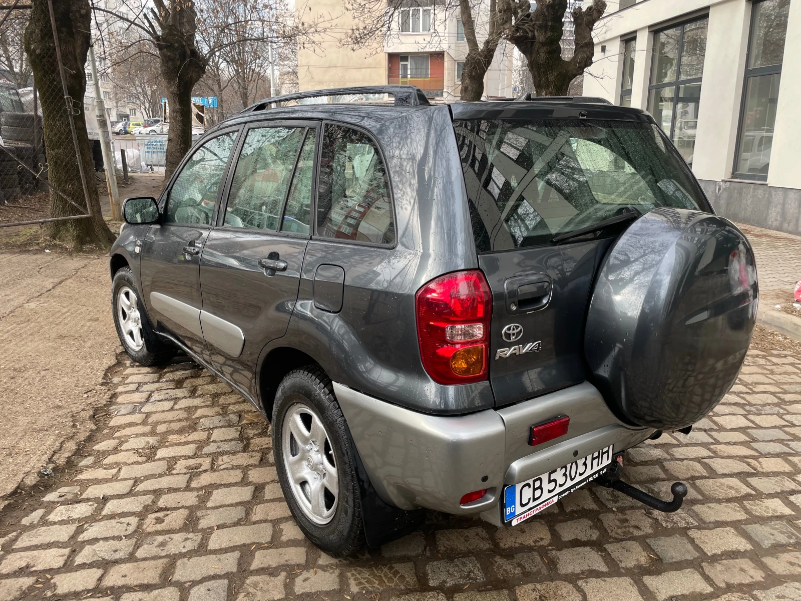 Toyota Rav4 2.2D4D - изображение 4
