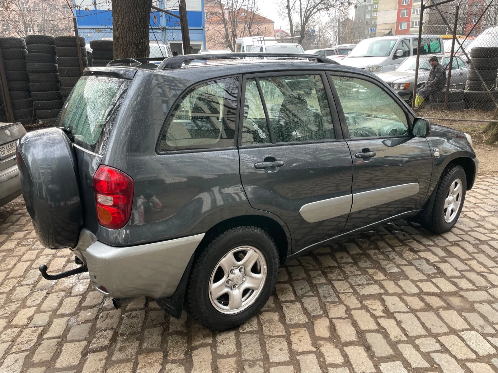 Toyota Rav4 2.2D4D - изображение 6