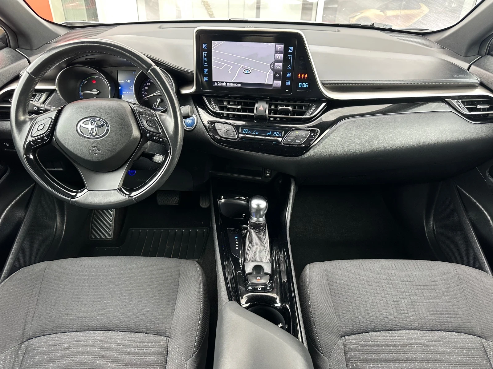 Toyota C-HR  - изображение 8