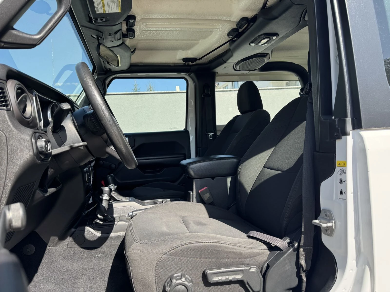 Jeep Wrangler SPORT 3.6L V6, снимка 9 - Автомобили и джипове - 53813442