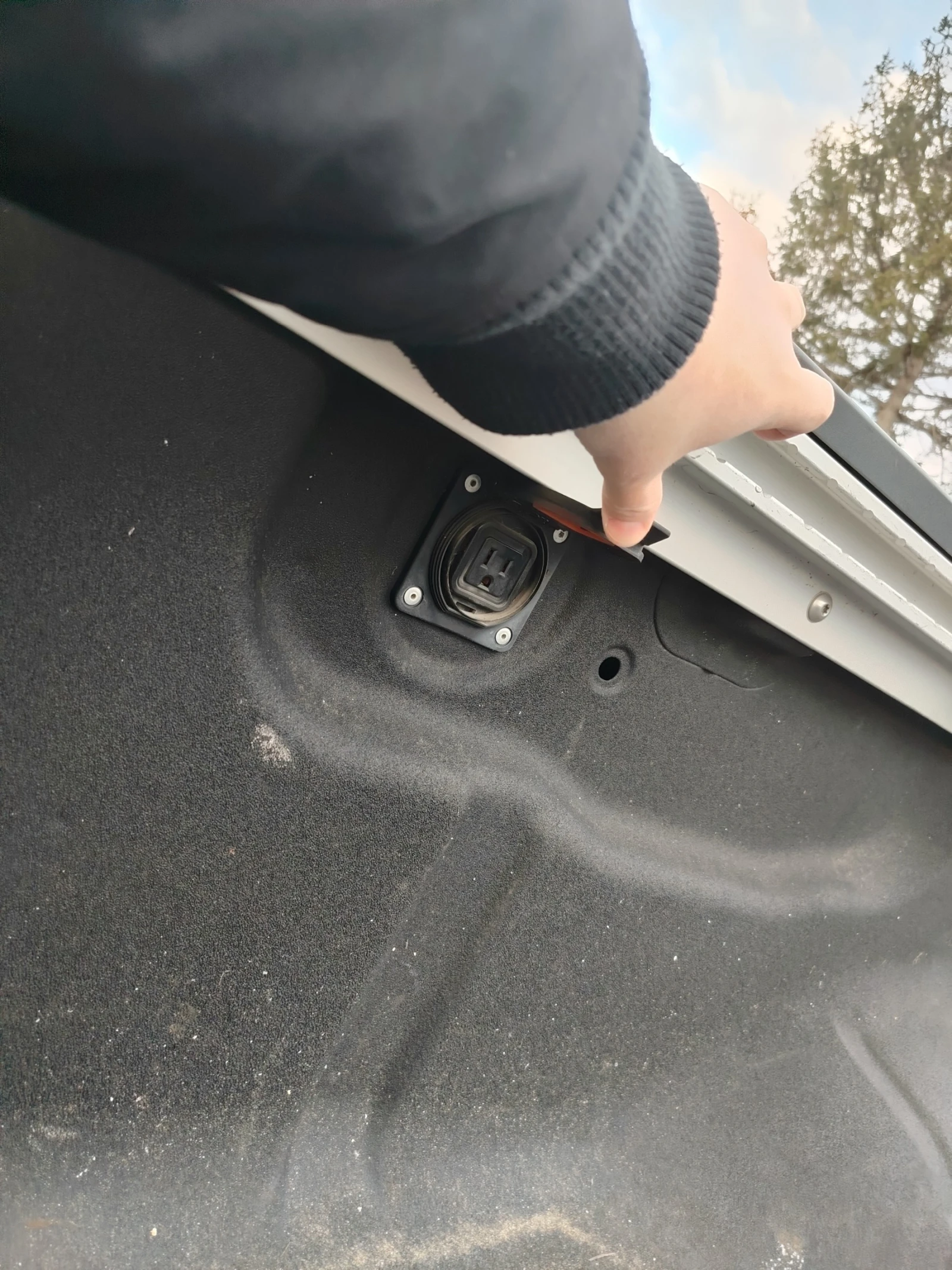 Nissan Titan king 5.6 SV, снимка 13 - Автомобили и джипове - 53915632